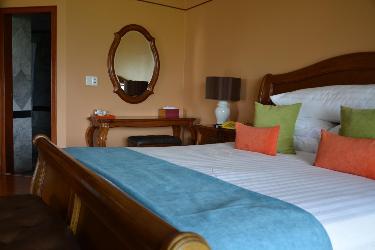 Sir James Resort Phayayen Extérieur photo