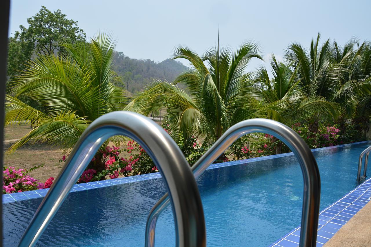 Sir James Resort Phayayen Extérieur photo